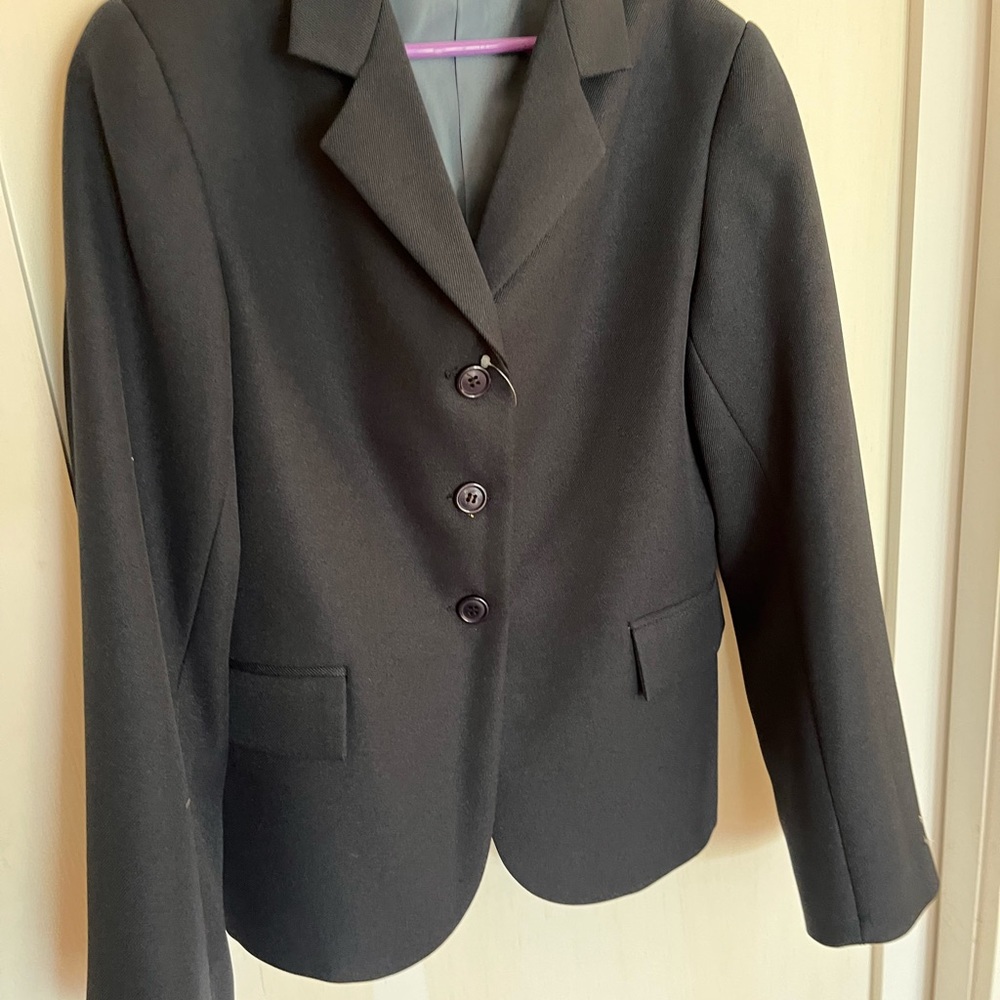 Kids equestrian show coat. Size 14R. Never worn. Navy Blue.